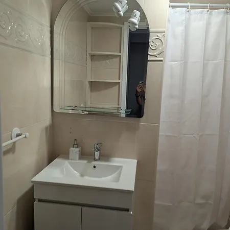 Sea View 3 Bedroom * 蓬塔德尔加达