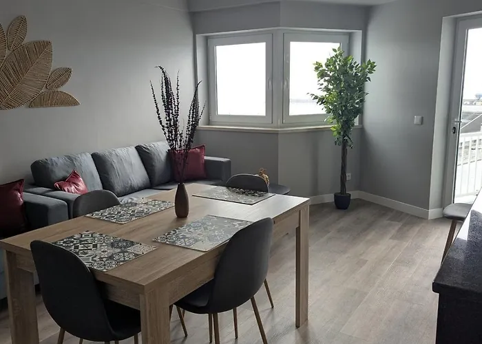 Sea View 3 Bedroom *