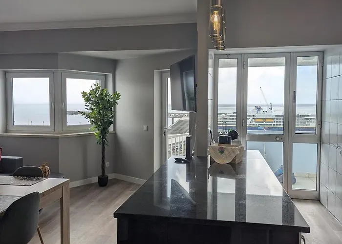 Sea View 3 Bedroom 아파트 Ponta Delgada